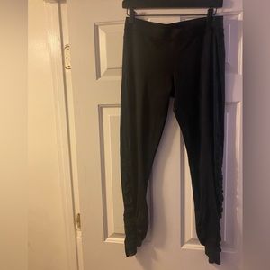 Black leggings